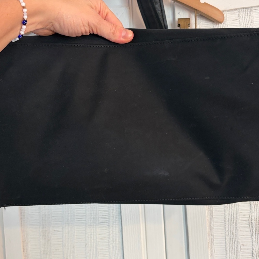 Lululemon Go getter duffle bag - Picture 7 of 14